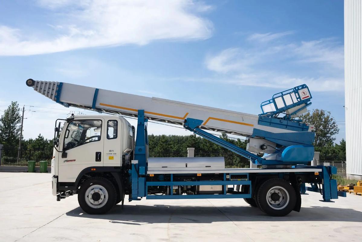 常州天宁云梯上料车租赁费用